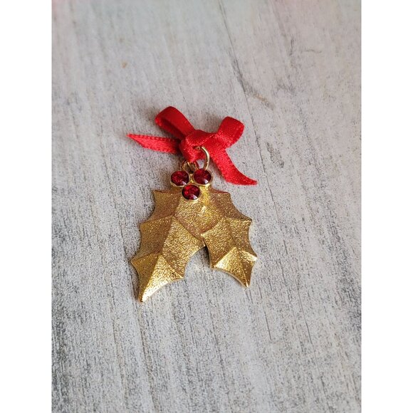 Hallmark miniature wreath holly Soldier ornament Xmas set - Picture 2 of 7